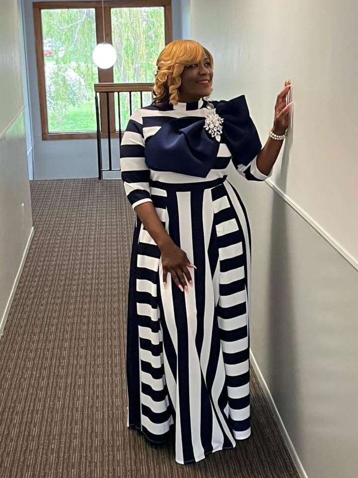 Her Majesty Maxi Dress