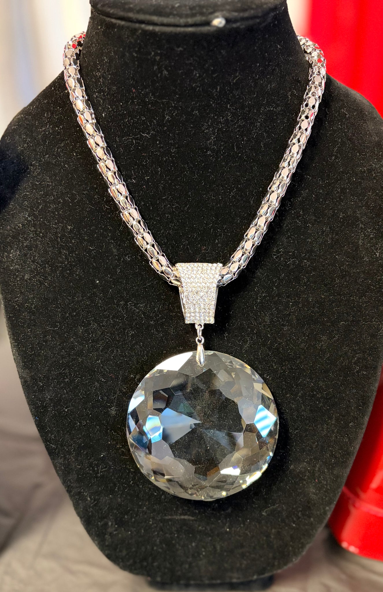 Clear As Crystal Necklace Set