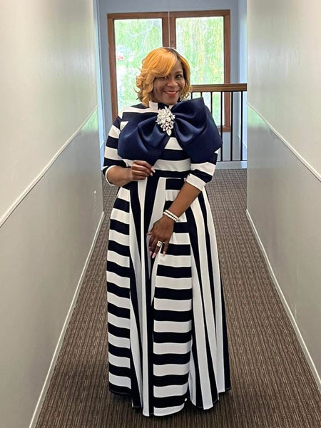 Her Majesty Maxi Dress