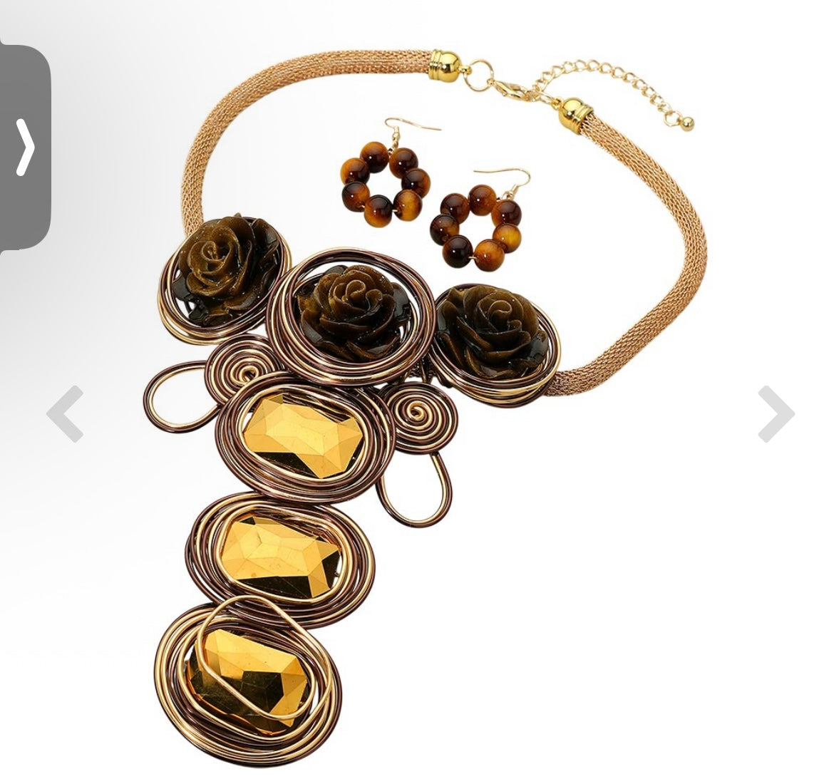 Glam Me Gold Necklace Set